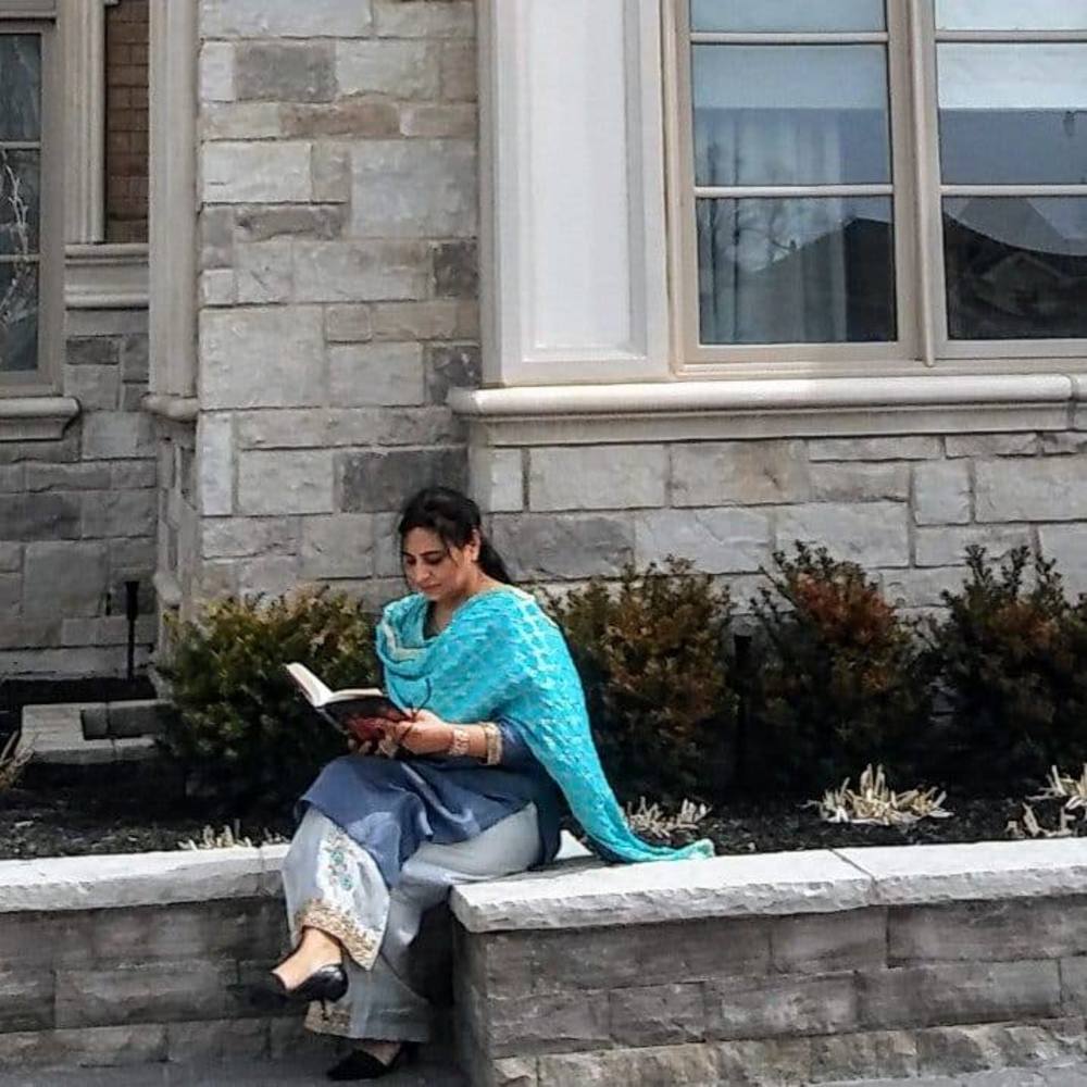 Meet your Posher, Minnie